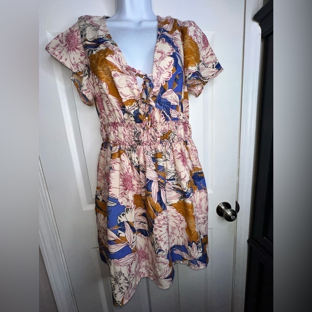 NWT B.O.G Band Of The Free Women’s Medium Blue Floral Short Sleeve Mini Dress M - Picture 13 of 15